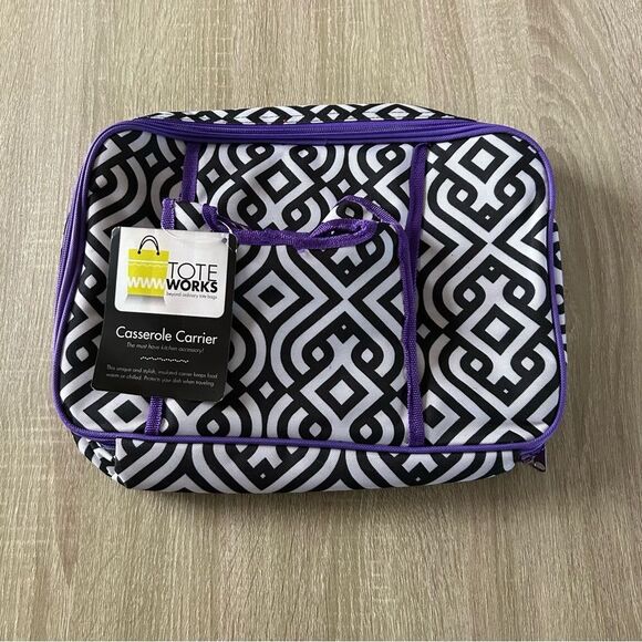 NWT … TOTE WORKS “Casserole” Carrier - Picture 1 of 3